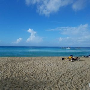 Meet your Posher, Candace